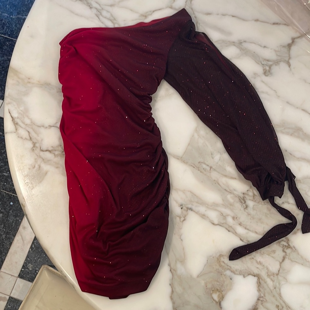 Gorgeous one shouldered red ombré sparkly dress from Windsor